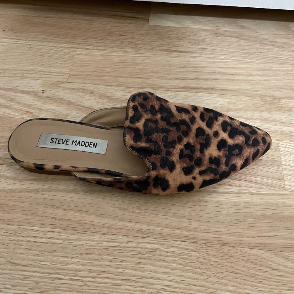 Steve Madden leopard mule